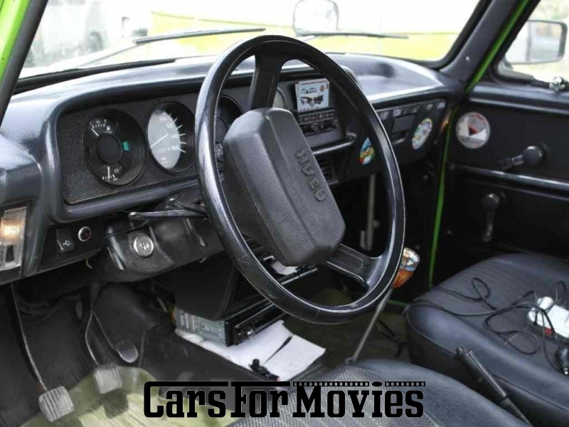 CarsForMovies | Moskwitsch 408 1981 Russland Grün Grau Zivilfahrzeug Limousine Berlin 1610 Oldtimer Ostblock Sowjetunion