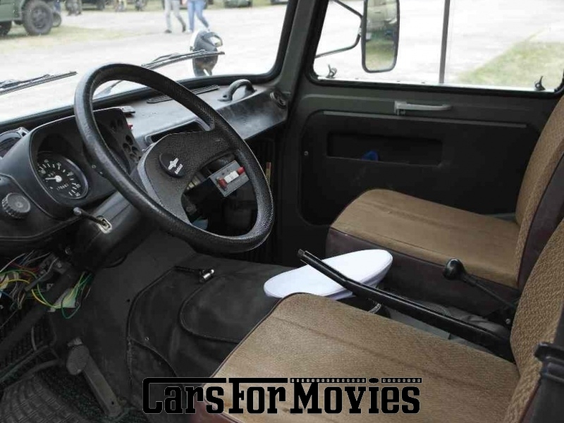 CarsForMovies | Barkas B1000 Militär 1988 DDR Grün Braun Einsatzfahrzeug Polizeifahrzeug Ost Brandenburg 1622 Oldtimer Ostblock 