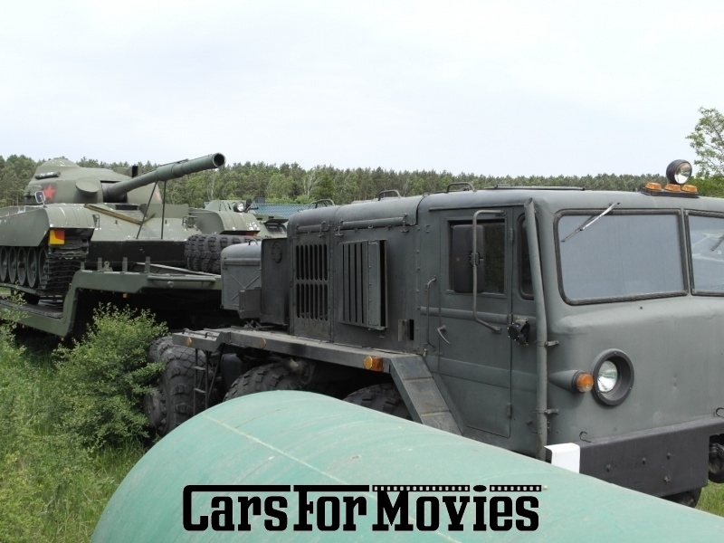 CarsForMovies | MAZ 537 1965 Weißrussland Grün Sonstige Militärfahrzeug LKW Brandenburg 1748 Panzerzugmaschine Armee Ostblock Sowjetunion Warschauer UdSSR
