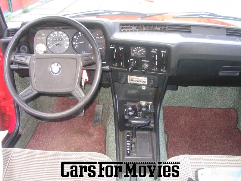 CarsForMovies | BMW 320  1977 Deutschland Rot Grau Zivilfahrzeug Limousine Berlin 2193 Oldtimer