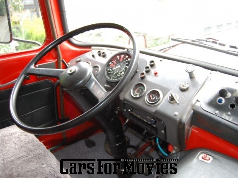 CarsForMovies | IFA W50 L ex LF 16 1978 DDR Braun Rot Nutzfahrzeug Transporter Berlin 2418 Ostblock Oldtimer DDR Kastenwagen Umbau 