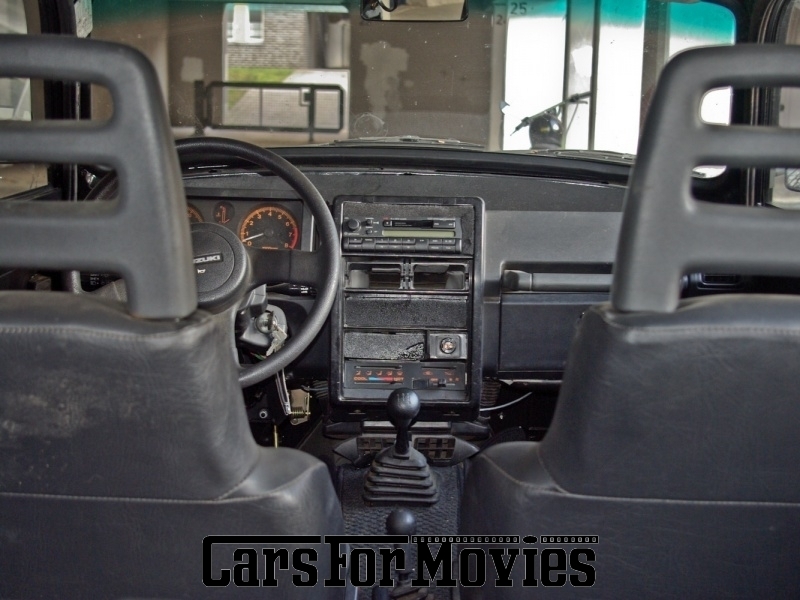 CarsForMovies | Trabant 601 Kombi Custom 1985 DDR Schwarz Schwarz Zivilfahrzeug DDR Fahrzeug allgemein Brandenburg 3085 Tuning Custom Geländewagen 