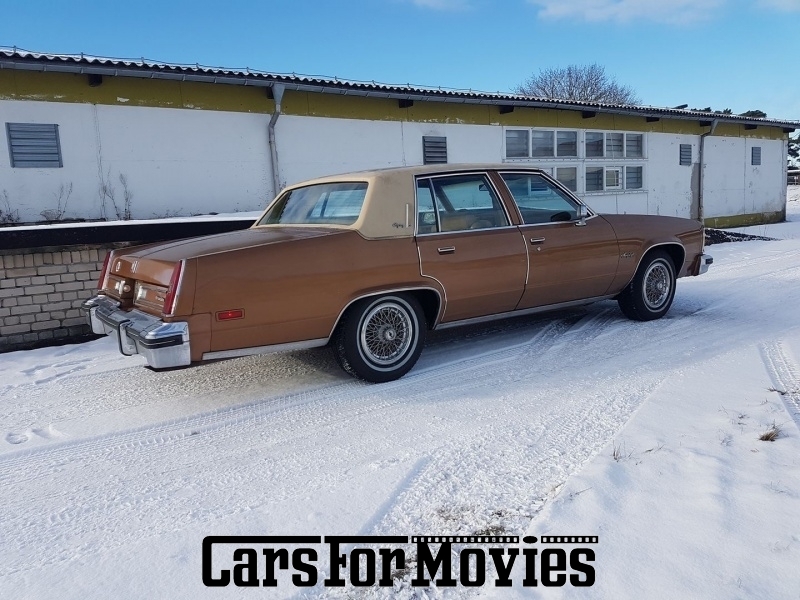 CarsForMovies | Oldsmobile Regency 98 1979 USA Gold Beige Zivilfahrzeug Limousine Schleswig-Holstein 3180 Oldtimer