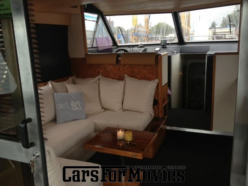 CarsForMovies | Posillipo 42` Flybridge-Motoryacht 1978 Italien Weiß Beige Luft- und Wasserfahrzeug Motorboot Hamburg 3243 