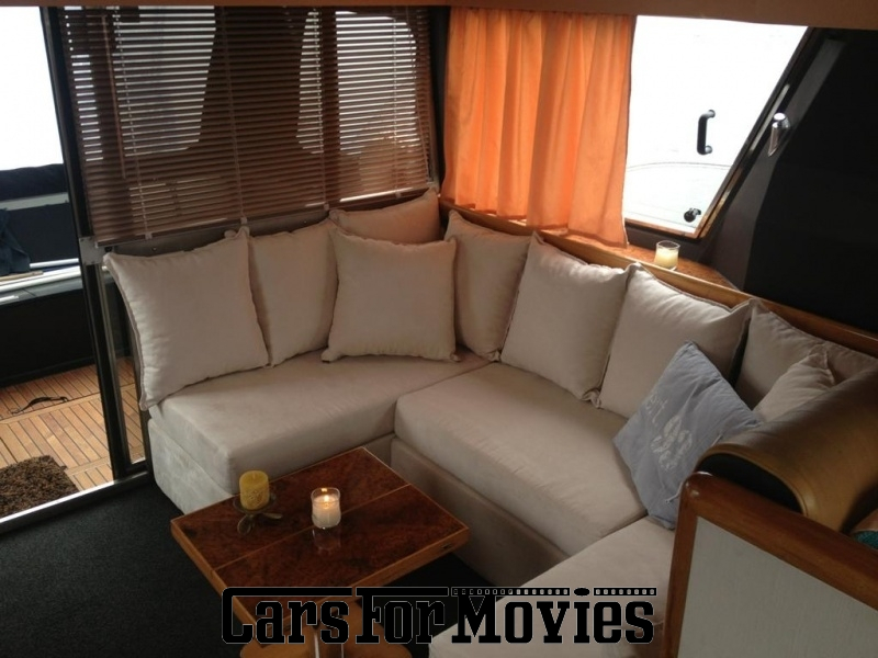 CarsForMovies | Posillipo 42` Flybridge-Motoryacht 1978 Italien Weiß Beige Luft- und Wasserfahrzeug Motorboot Hamburg 3243 