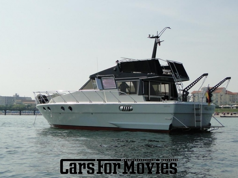 CarsForMovies | Posillipo 42` Flybridge-Motoryacht 1978 Italien Weiß Beige Luft- und Wasserfahrzeug Motorboot Hamburg 3243 