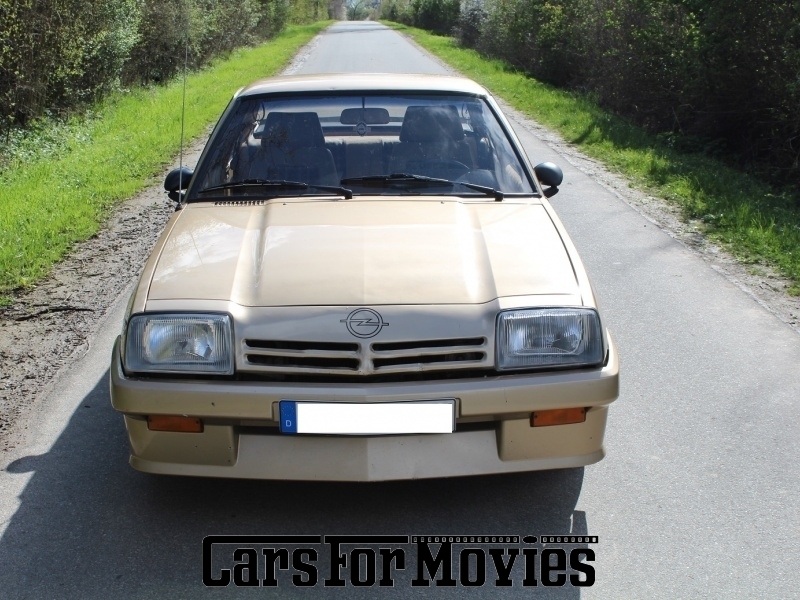 CarsForMovies | Opel Manta GT/E 1983 Deutschland Gold Beige Zivilfahrzeug Coupe Schleswig-Holstein 3335 Oldtimer