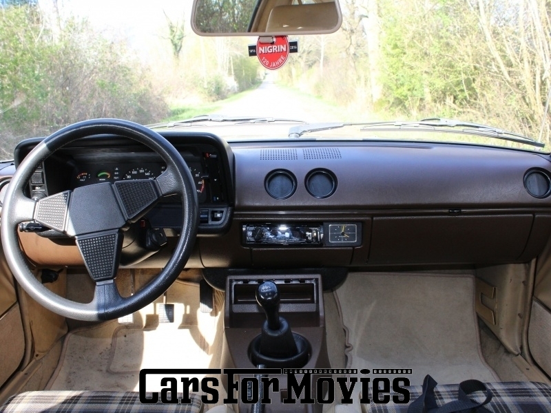 CarsForMovies | Opel Manta GT/E 1983 Deutschland Gold Beige Zivilfahrzeug Coupe Schleswig-Holstein 3335 Oldtimer