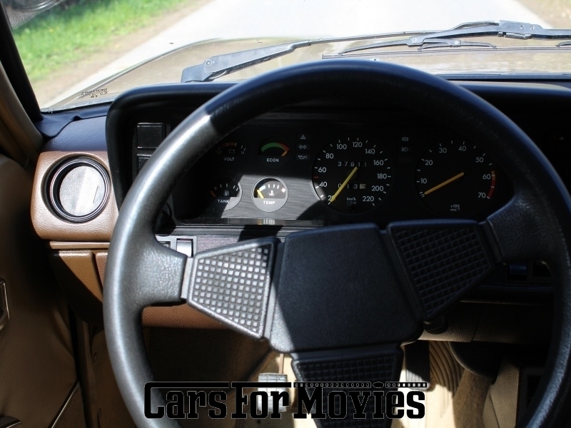 CarsForMovies | Opel Manta GT/E 1983 Deutschland Gold Beige Zivilfahrzeug Coupe Schleswig-Holstein 3335 Oldtimer