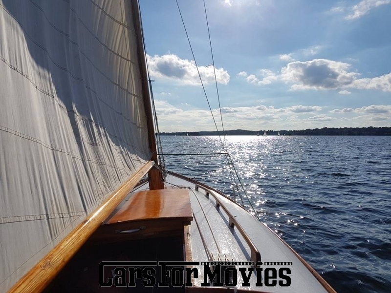 CarsForMovies | Matchless 20er Jollenkreuzer 1943 England Braun Braun Luft- und Wasserfahrzeug Segelboot Berlin 3367 Baumwollsegel Segelschiff Yacht Jacht