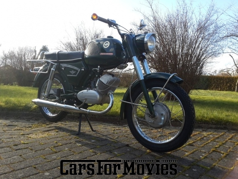 CarsForMovies | Zündapp KS 100 Polizeiausführung 1968 Deutschland Grün Grün Zwei- und Dreirad Motorrad Schleswig-Holstein 3438 Polizeimotorrad Einsatzfahrzeug Dienstfahrzeug   
