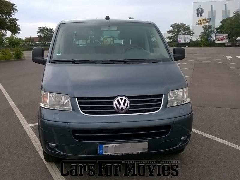 CarsForMovies | VW T5 2004 Deutschland Grau Grau Zivilfahrzeug Bus Berlin 3552 Anhängerkupplung