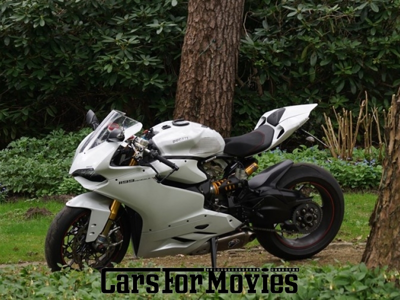 CarsForMovies | Ducati Panigale 1199 2013 Italien Weiß Weiß Zwei- und Dreirad Motorrad Hamburg 3557 