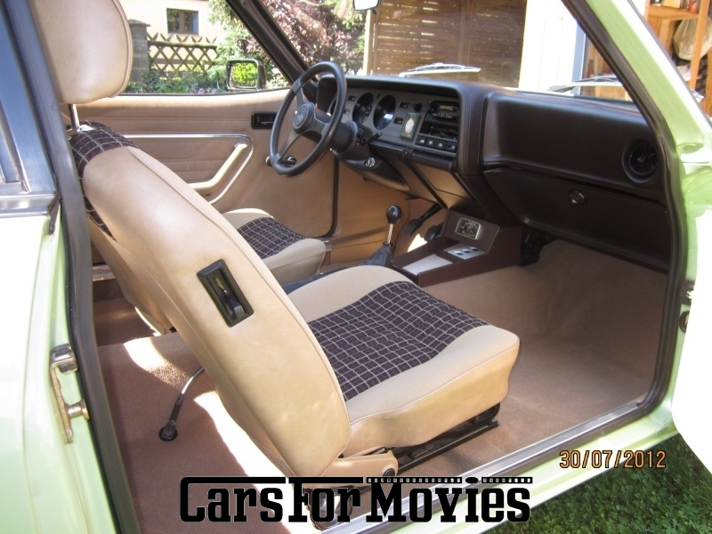 CarsForMovies | Ford D Capri 1980 Deutschland Grün Beige Zivilfahrzeug Coupe Brandenburg 3727 Oldtimer