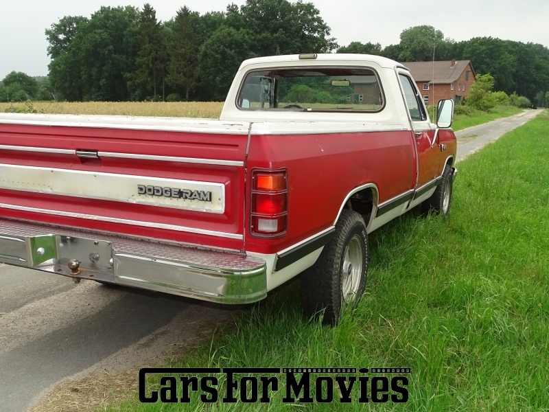 CarsForMovies | Dodge Ram D150 1986 USA Rot Rot Zivilfahrzeug Pickup Niedersachsen 3937 Oldtimer