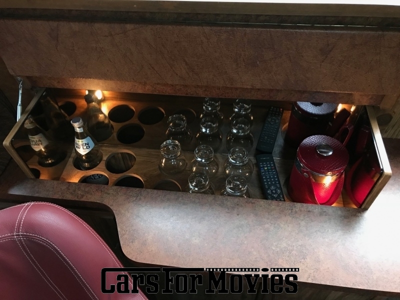 CarsForMovies | Hymer S900 1981 Deutschland Sonstige Rot Zivilfahrzeug Wohnmobil Baden-Württemberg 4165 Oldtimer Wohnwagen Camping Zirkus