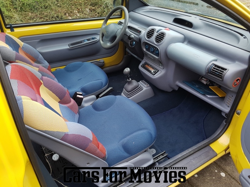 CarsForMovies | Renault Twingo 1996 Frankreich Gelb Blau Zivilfahrzeug Kleinwagen Hamburg 4399 