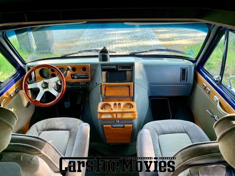 CarsForMovies | GMC Vandura G20 1990 USA Lila Grau Zivilfahrzeug Wohnmobil Berlin 4507 Wohnwagen Camping
