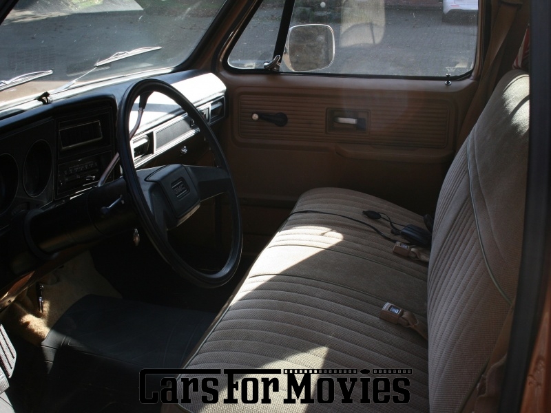 CarsForMovies | GMC Sierra Grande 1979 USA Gold Beige Zivilfahrzeug Pickup Niedersachsen 4707 Oldtimer Colt Seavers Truck Pick-up