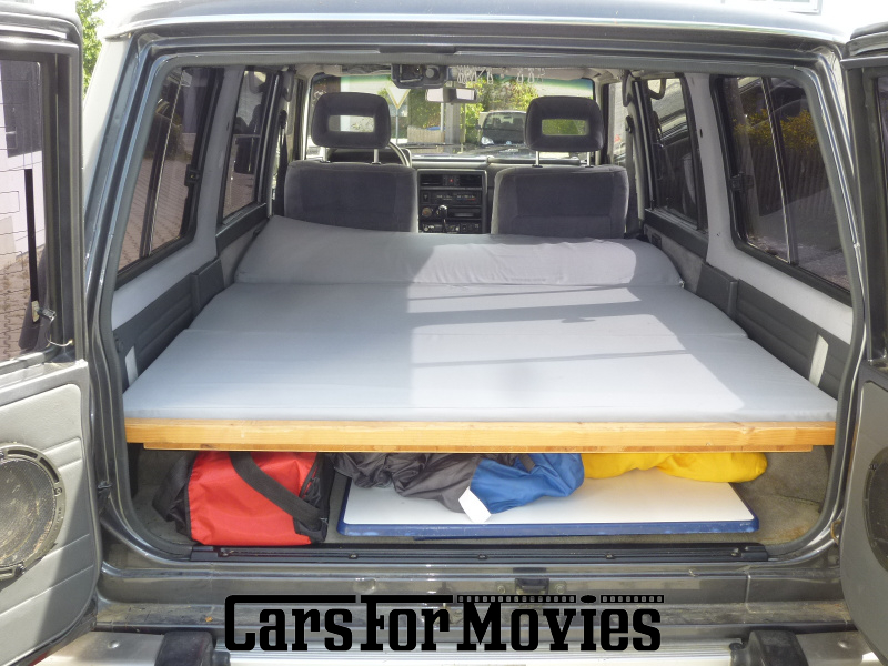 CarsForMovies | Nissan Patrol GR 1990 Japan Grau Grau Zivilfahrzeug Geländewagen Bayern 5156 Oldtimer Typ Y60 Grand Raid Allrad Offroad Camping Anhängerkupplung