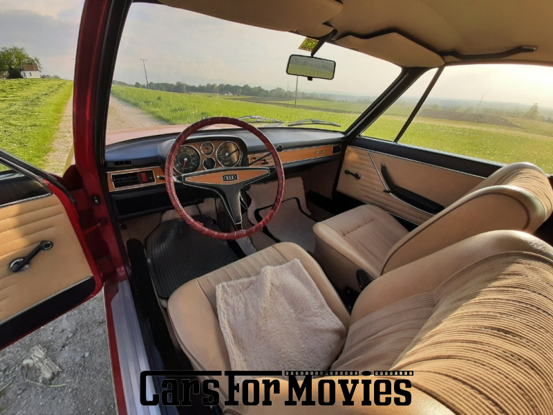 CarsForMovies | Audi 100 LS C1 1971 Deutschland Rot Beige Zivilfahrzeug Limousine Bayern 6351 Lenkradschaltung