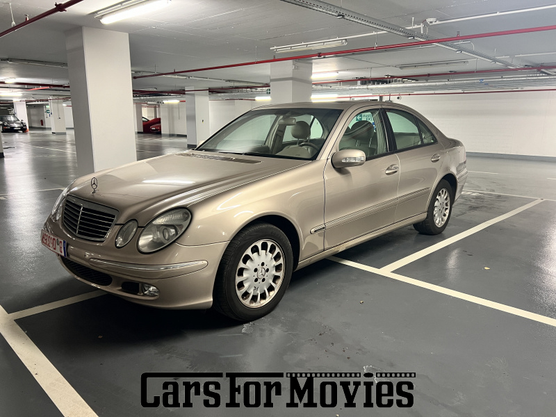 CarsForMovies | Mercedes Benz E220 W211 2002 Deutschland Gold Beige Zivilfahrzeug Limousine Berlin 6758 