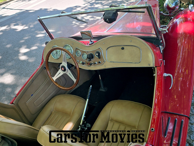 CarsForMovies | MG TD 1952 England Rot Beige Zivilfahrzeug Cabrio Berlin 6961 