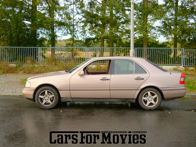 CarsForMovies | Mercedes Benz C220 1993 Deutschland Rosa Rot Zivilfahrzeug Limousine Berlin 7068 