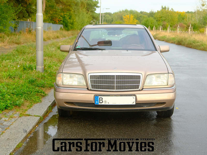 CarsForMovies | Mercedes Benz C220 1993 Deutschland Rosa Rot Zivilfahrzeug Limousine Berlin 7068 