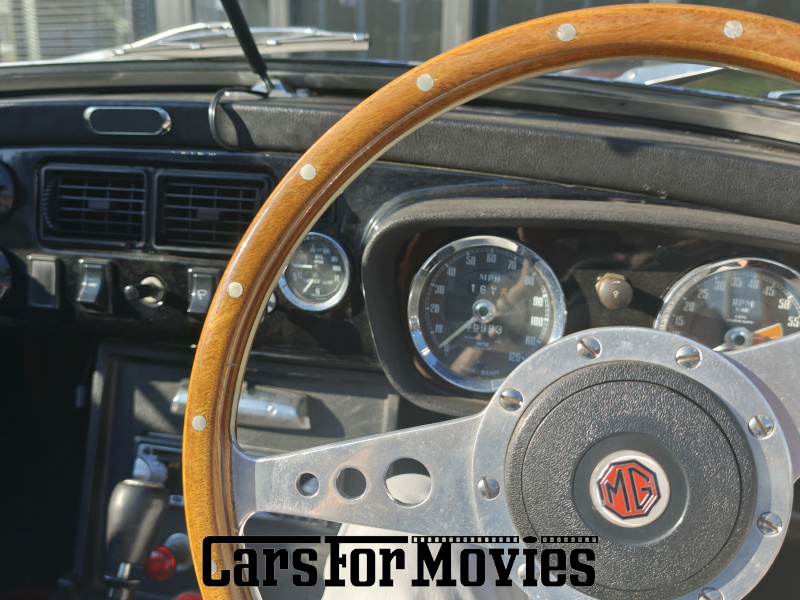 CarsForMovies | MG MGB (Rechtslenker) 1972 England Rot Schwarz Zivilfahrzeug Cabrio Nordrhein-Westfalen 7253 Rechtslenker rhd