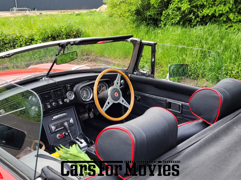 CarsForMovies | MG MGB (Rechtslenker) 1972 England Rot Schwarz Zivilfahrzeug Cabrio Nordrhein-Westfalen 7253 Rechtslenker rhd