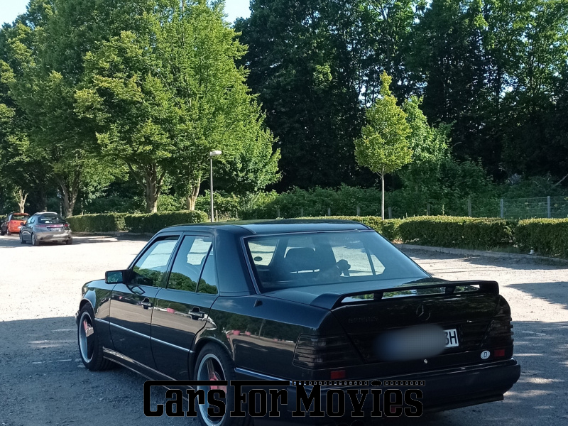 CarsForMovies | Mercedes Benz W124 Brabus 200 E 1992 Deutschland Schwarz Schwarz Zivilfahrzeug Limousine Nordrhein-Westfalen 7480 tuning showcar lude schiebedach