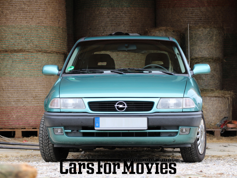 CarsForMovies | Opel Astra 1995 Deutschland Grün Schwarz Zivilfahrzeug Kleinwagen Bayern 7489 Schiebedach radio