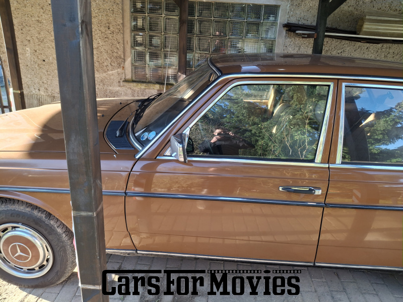 CarsForMovies | Mercedes Benz E123 1992 Deutschland Braun Beige Zivilfahrzeug Limousine Brandenburg 7494 Schiebedach Anhängerkupplung ahk