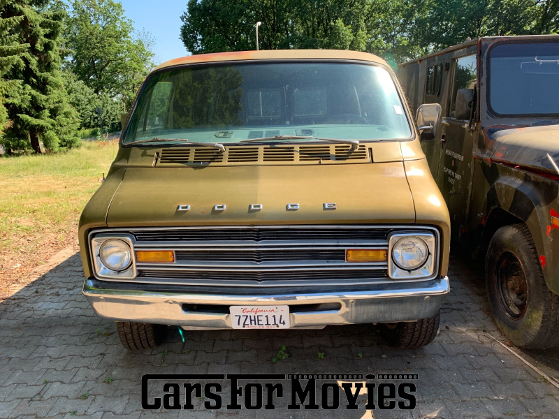 CarsForMovies | Dodge B100 Tradesman 1974 USA Grün Grün Zivilfahrzeug Transporter Nordrhein-Westfalen 7509 Bus lieferwagen