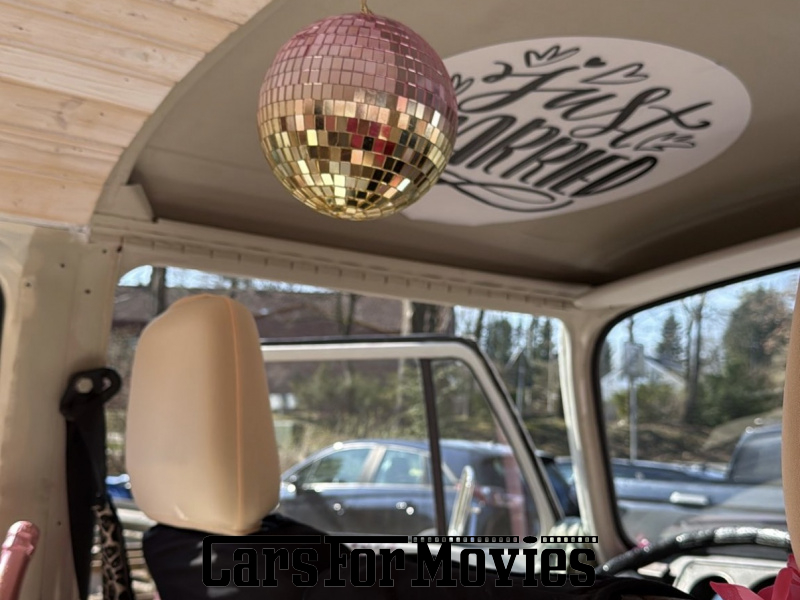 CarsForMovies | Volkswagen T2b 1977 Deutschland Rosa Sonstige Zivilfahrzeug Bus Niedersachsen 7593 bulli