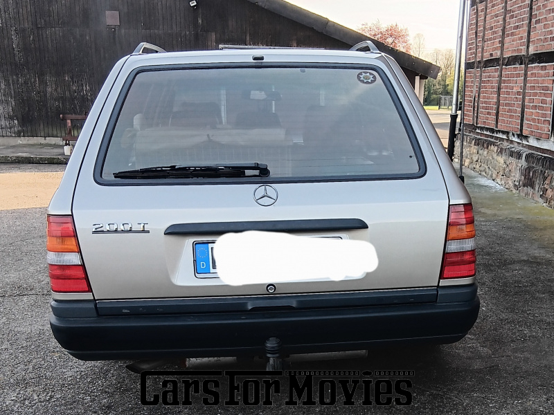 CarsForMovies | Mercedes Benz W124T  1989 Deutschland Sonstige Braun Zivilfahrzeug Kombi Nordrhein-Westfalen 7620 Anhängerkupplung ahk