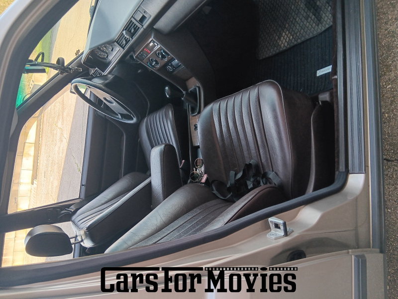 CarsForMovies | Mercedes Benz W124T  1989 Deutschland Sonstige Braun Zivilfahrzeug Kombi Nordrhein-Westfalen 7620 Anhängerkupplung ahk