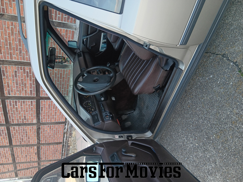 CarsForMovies | Mercedes Benz W124T  1989 Deutschland Sonstige Braun Zivilfahrzeug Kombi Nordrhein-Westfalen 7620 Anhängerkupplung ahk