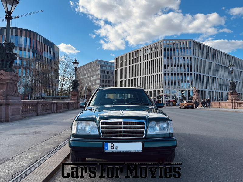 Mercedes Benz W124 T E Klasse 1994 Deutschland Grün Schwarz Zivilfahrzeug Kombi Berlin 7621 Schiebedach leder ahk Anhängerkupplung