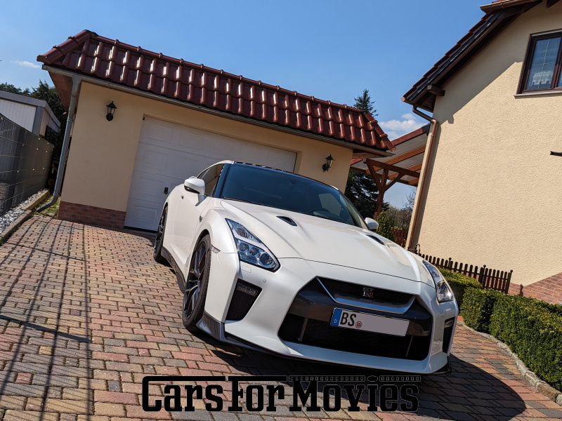 Nissan GTR 2017 Japan Weiß Schwarz Zivilfahrzeug Sportwagen Niedersachsen 7639 