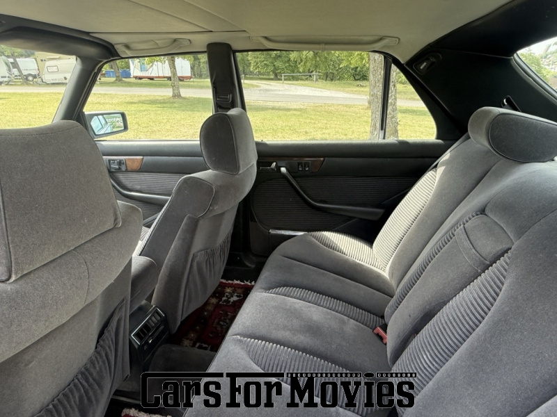 CarsForMovies | Mercedes Benz W126 560 SE 1988 Deutschland Grau Grau Zivilfahrzeug Limousine DE - Baden-Württemberg 7689 V8