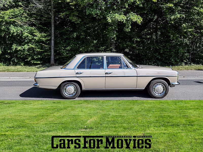 CarsForMovies | Mercedes Benz 200/8 1969 Deutschland Beige Braun Zivilfahrzeug Limousine DE - Baden-Württemberg 7691 