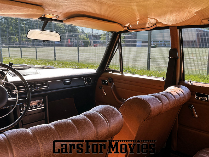 CarsForMovies | Mercedes Benz 200/8 1969 Deutschland Beige Braun Zivilfahrzeug Limousine DE - Baden-Württemberg 7691 