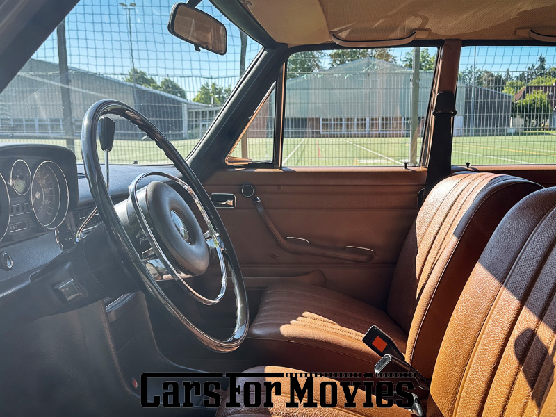 CarsForMovies | Mercedes Benz 200/8 1969 Deutschland Beige Braun Zivilfahrzeug Limousine DE - Baden-Württemberg 7691 