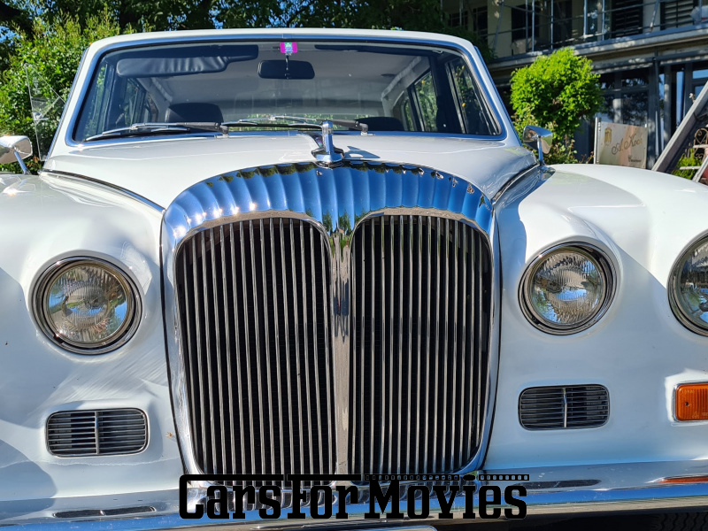 CarsForMovies | Daimler 420Ds (Rechtslenker) 1972 Deutschland Weiß Grau Zivilfahrzeug Limousine CH - Bern 7696 rhd chauffeur