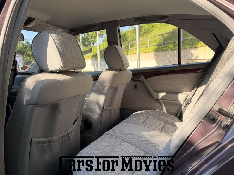 CarsForMovies | Mercedes Benz C180 1993 Deutschland Braun Grau Zivilfahrzeug Limousine DE - Berlin 7702 