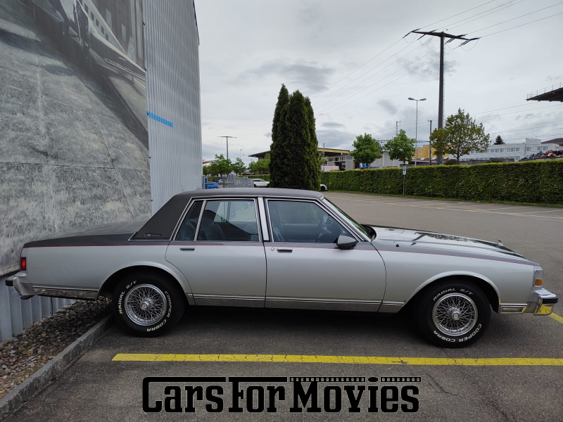 CarsForMovies | Chevrolet  Caprice Classic Brougham 1987 USA Grau Blau Zivilfahrzeug Limousine CH - Zürich 7708 