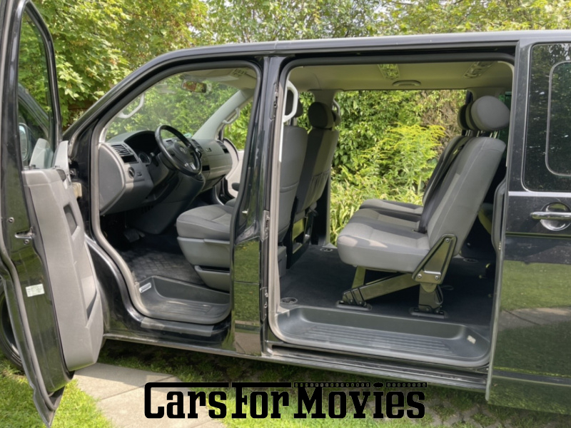 CarsForMovies | Volkswagen T5 2009 Deutschland Schwarz Grau Zivilfahrzeug Bus DE - Berlin 7725 