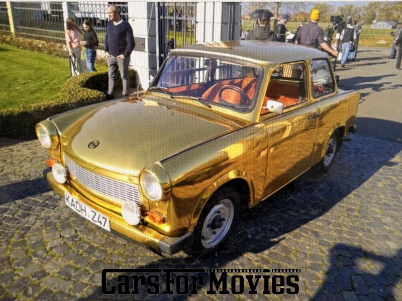 CarsForMovies | Trabant 601 Deluxe 1975 DDR Gold Braun Zivilfahrzeug Kleinwagen DE - Berlin 7724 